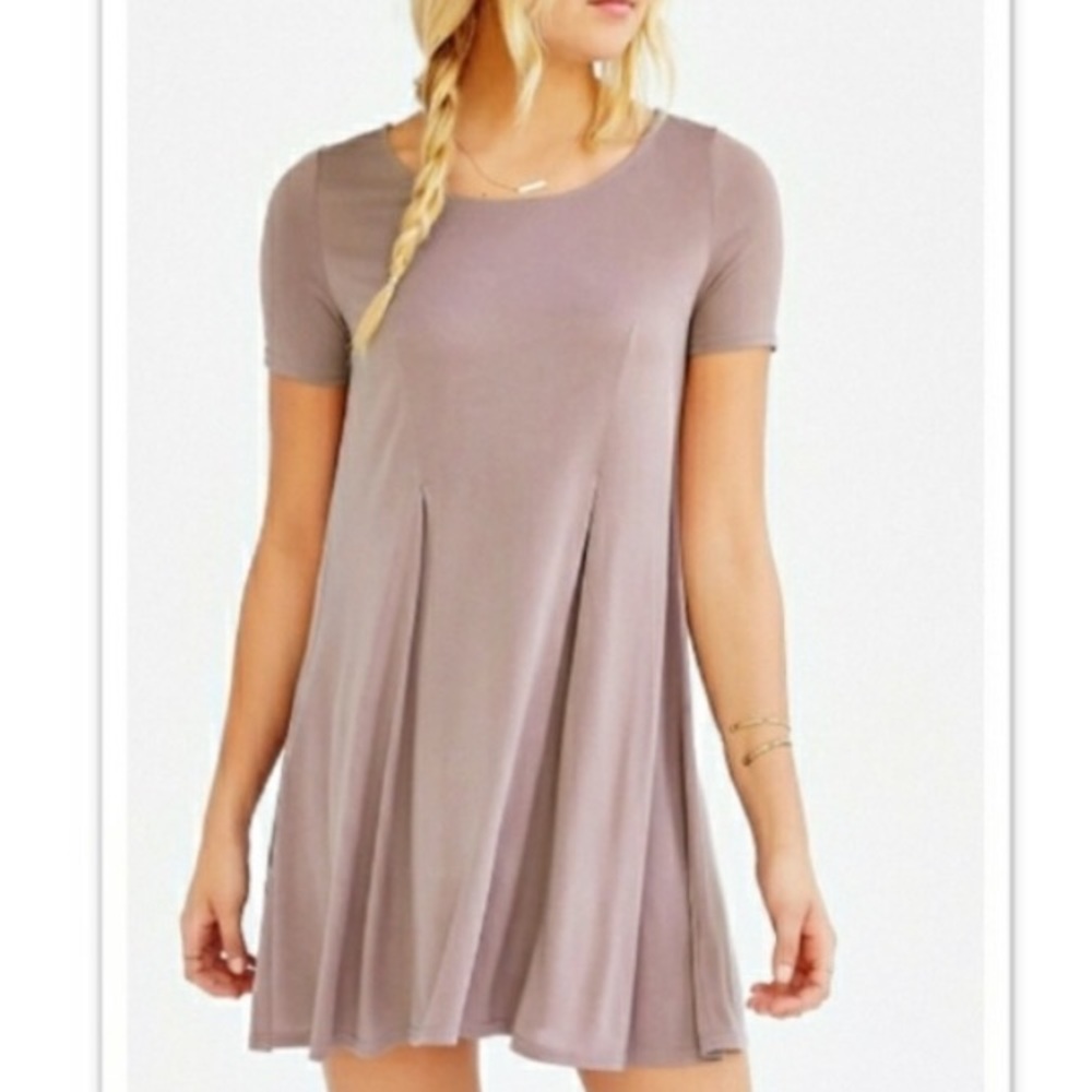 Silence+noise Riley swing dress in dusty pink